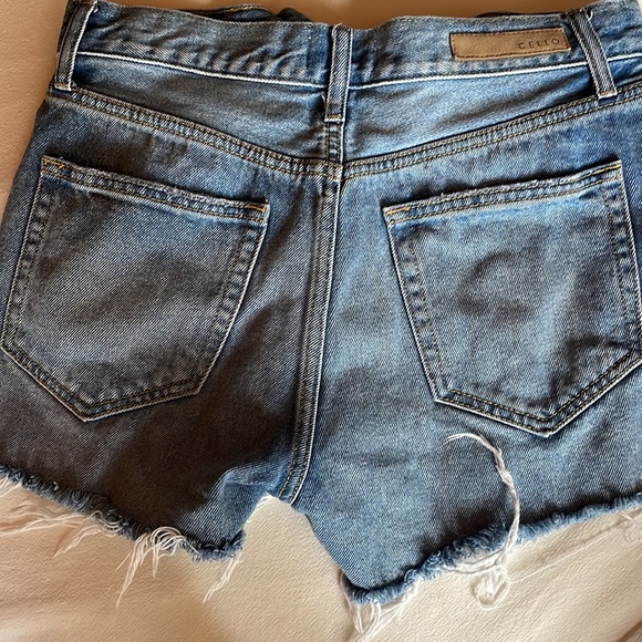 Cello Ripped High Waisted Shorts - Picture 3 of 3